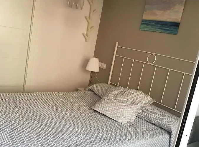 Con Vistas A Playa Y Con Piscina Apartment Roses